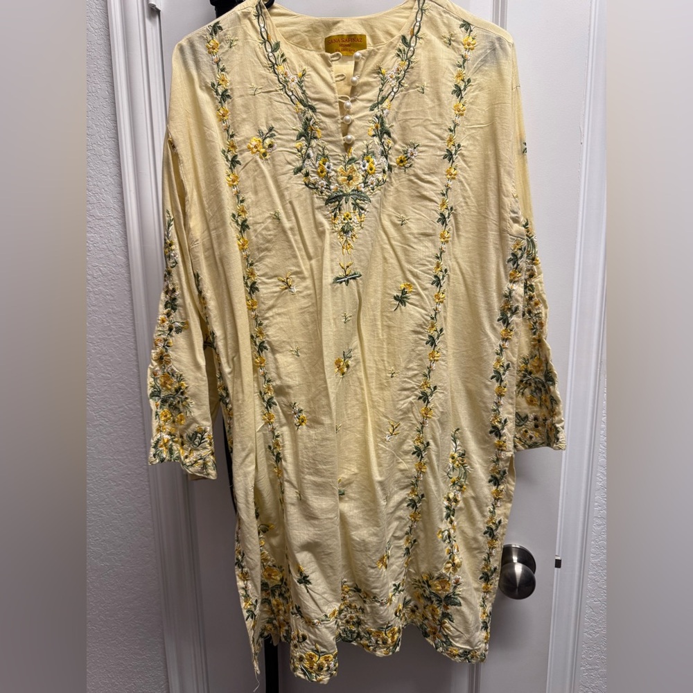 Floral Embroidered Yellow Kurta